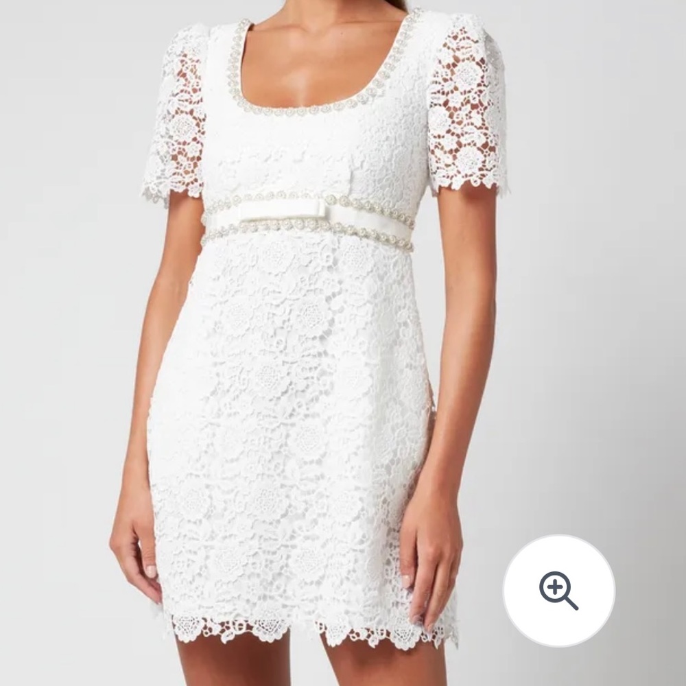 NWT Self-Portrait, white, embellished, Guipure lace mini dress. Size 6.